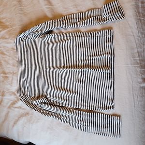 Gap long sleeve shirt, size M